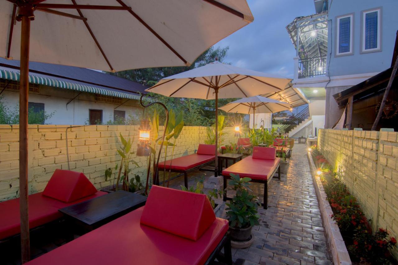 Relax Resort Angkor Villa Siem Reap Exterior photo